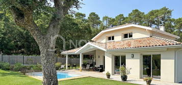 Villa 6 pièces 163 m²