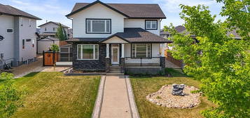 2612 E 62nd St, Camrose, AB T4V 5J5
