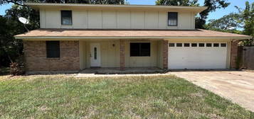 113 June Ct, Richwood, TX 77531