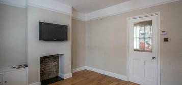 2 bedroom terraced house