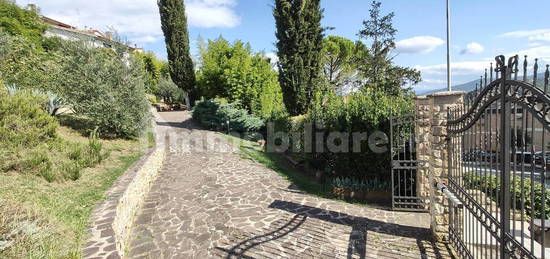 Villa unifamiliare via Elio Chianesi, Grassina, Bagno a Ripoli