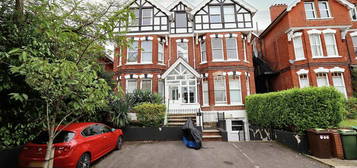 2 bedroom ground floor flat