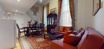 3 bed flat for sale