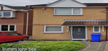 3 bedroom semi-detached house to rent