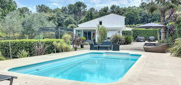 Maison avec Piscine à Valbonne