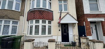 End terrace house to rent in Lovett Road, Portsmouth PO3