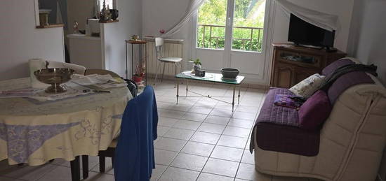 Appartement  à vendre, 3 pièces, 2 chambres, 65 m²