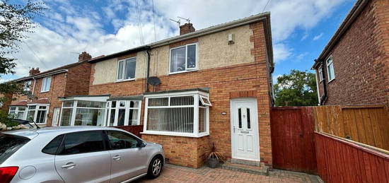 2 bedroom semi-detached house for sale