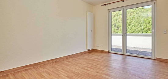 BARRIEREFREIE SENIORENWOHNUNG IN MODERNER WOHNANLAGE MIT DACHTERRASSE, AUFZUG UND TOP SERVICE (+9)