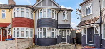 End terrace house for sale in Falcon Crescent, London EN3