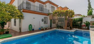 Casa o chalet independiente en venta en calle Cerezo