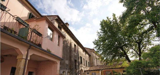 Appartamento in vendita in via Girolamo Lioni, 58