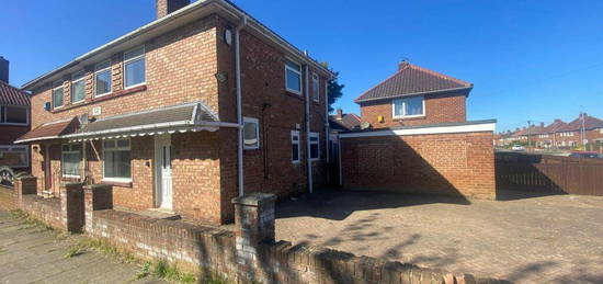 2 bedroom semi-detached house