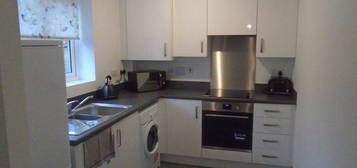 2 bed flat to rent