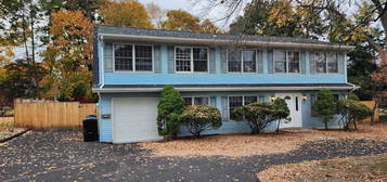 251 E Midland Ave, Paramus, NJ 07652