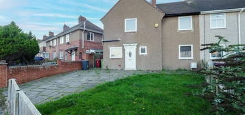 3 bed semi-detached house for sale