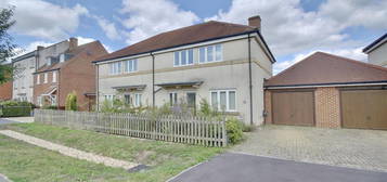 3 bed semi-detached house for sale