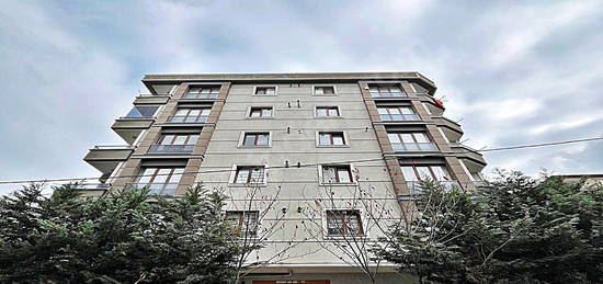 YAPI 216'DAN YÜKSEK KREDİLİ İSKANLI 3.KAT 2+1 SATILIK DAİRE