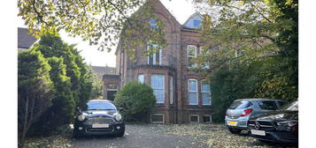 Flat to rent in 9 Cearns Road, Prenton CH43