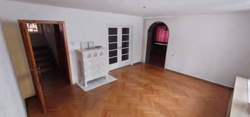 Haus 8 Zimmer 210qm nur Zwischenmiete bis 03/25 in Jena-Süd