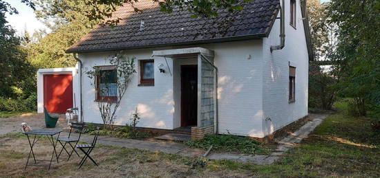 Einfamilienhaus am Dorfrand in 25779 Kleve