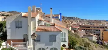 Casa pareada en Urbanizaci&#xF3;n Las Pedrizas, 1