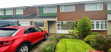 3 bedroom semi-detached house to rent