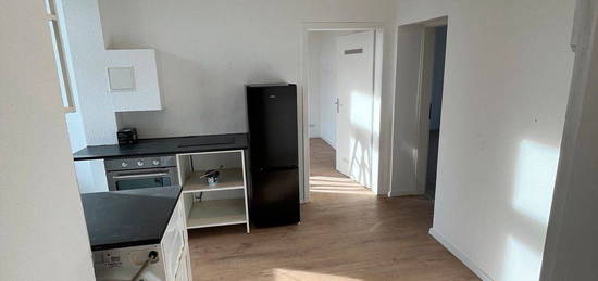 Renovierte 3 Zimmer Wohnung mit Balkon