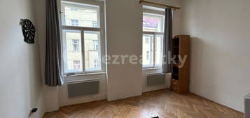 Pronájem bytu 1+1 44 m², Seifertova, Praha