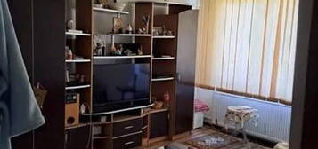 Apartament 4 camere cu parcare Berceni