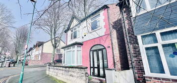 Detached house to rent in Harrington Drive, Nottingham NG7