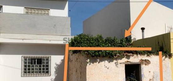 Pequena casa antiga para renovar - perto de Vila Nova de Cacela, Algarvev