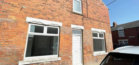 3 bed end terrace house to rent