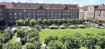 Schöne 3 Zimmer Altbauwohnung direkt am Geibelplatz...