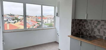 Apartamento T1 - Nova Oeiras