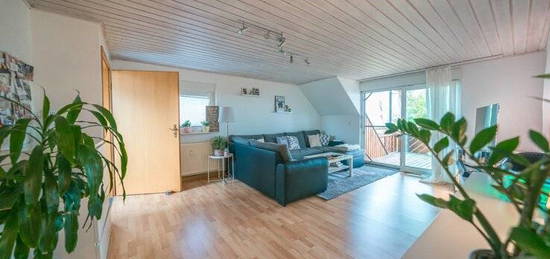 Schöne 3 Zimmermaisonettewohnung mit Aussicht & niedrigem Energiewert in Schrondorf-Buhlbronn