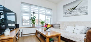 Flat for sale in London Road, Sutton SM3