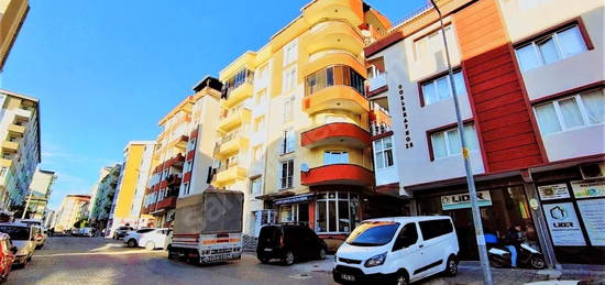 MUHİTTİN MAHALLESİNDE SATILIK 3 ODA 1 SALON DAİRE