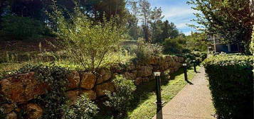 Bel appartement T3 avec terrasses à Châteauneuf le Rouge