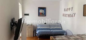 Bilocale 60 m², Semicentro, Trento