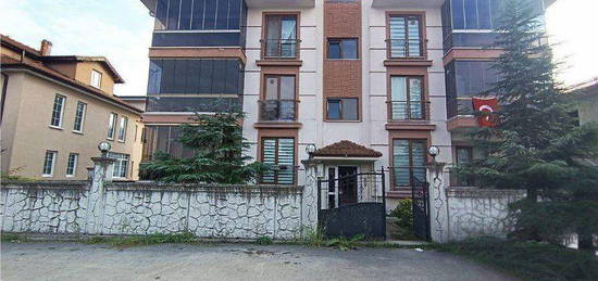 REMAX MAV'DEN SERDVAN YAZLIK MAHALLES 2+1 105m2 SATILIK DARE