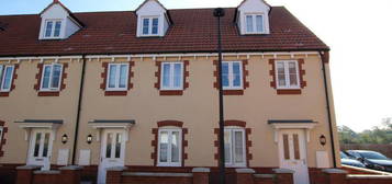 7 bedroom terraced house