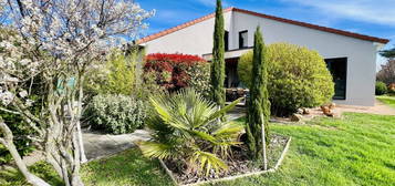 Villa  à vendre, 5 pièces, 4 chambres, 166 m²