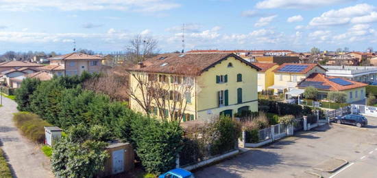 Villa bifamiliare via Papotti 14, Limidi, Soliera