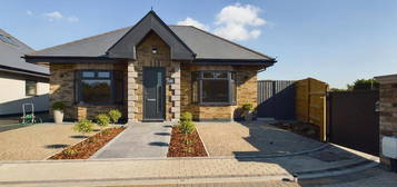 3 bed detached house for sale