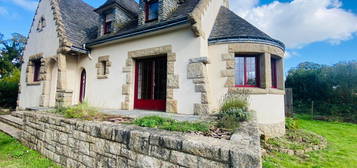 Maison de charme de 130 m² sous ardoises naturelles