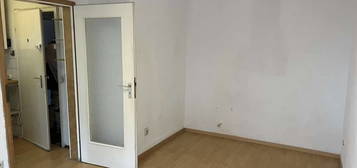 Gepflegtes 1-Zimmer-Apartment mit Balkon