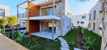 BODRUM KONACIKDA SİTE İÇİ KİRALIK 2+1 BAHÇE KATI DAİRE