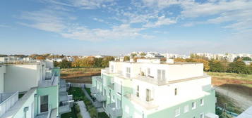 INA - Pärchenwohnung mit großer Terrasse und Abstellraum