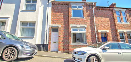 2 bed terraced house for sale